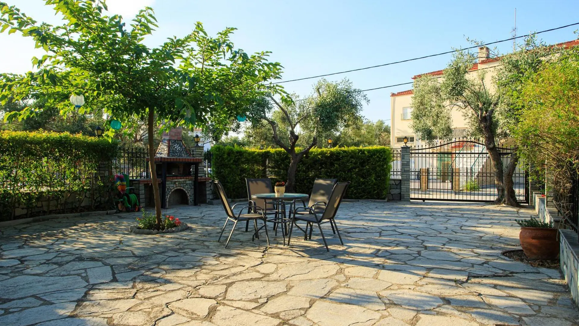 Villa Irene Pefkochori 0*,
